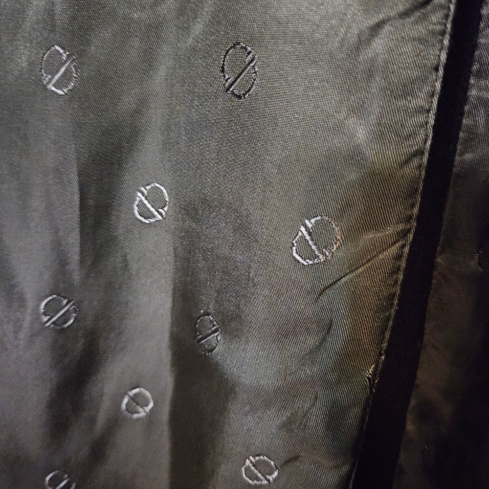 Christian Dior Authentic Classic 100% Woo - Picture 6 of 16